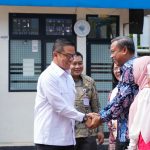 Menko PMK Tinjau Cek Kesehatan Gratis di SMPN 202 Jakarta Timur, 787 Siswa Jadi Sasaran