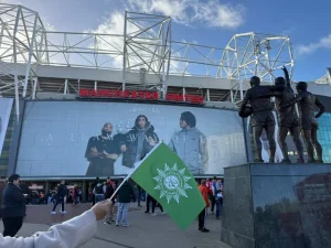 Muhammadiyah Britania Raya Jalin Silaturahmi dengan Suporter Muslim Manchester United di Old Trafford